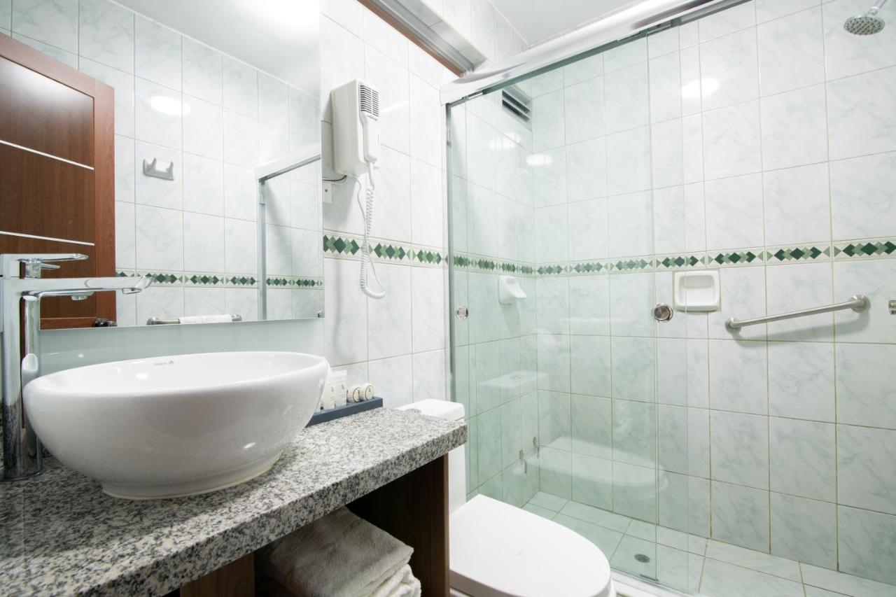 El Tumi Hotel Huaraz  Exteriör bild